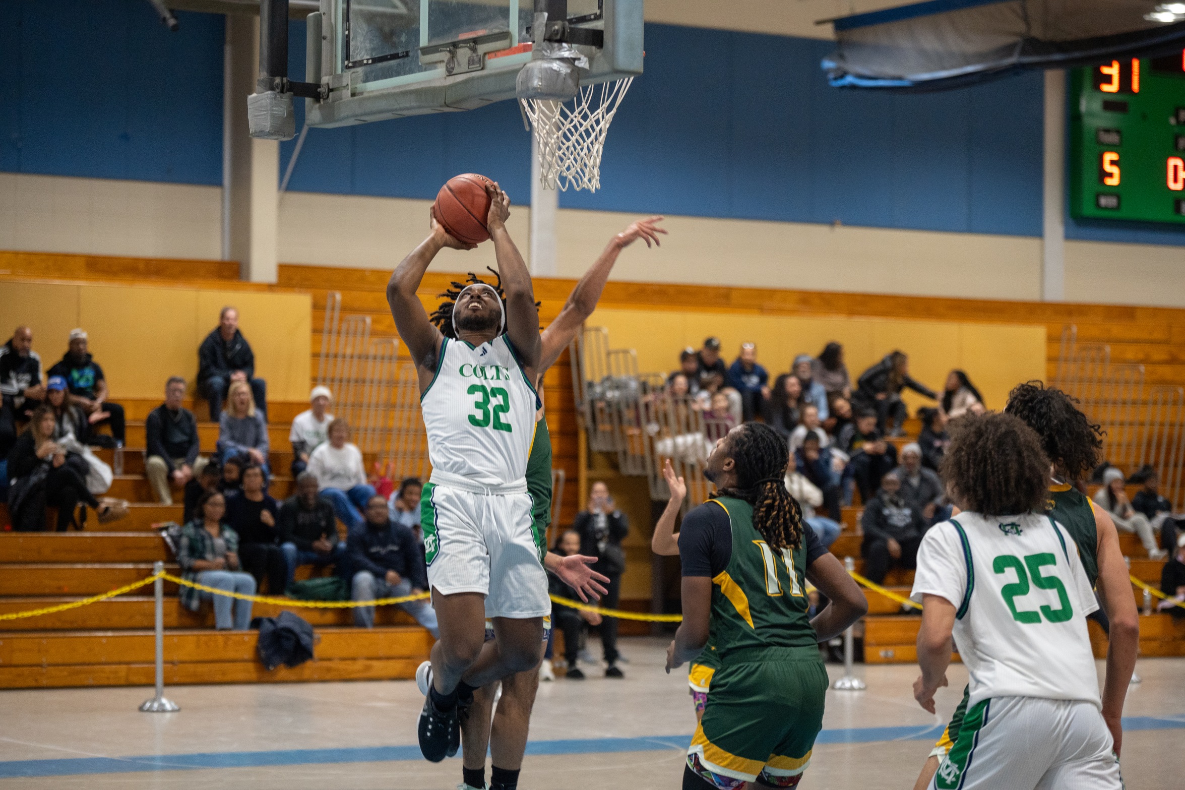 BARNES, CINEUS LEAD MIDDLESEX MEN'S BASKETBALL PAST WESTCHESTER 80-63